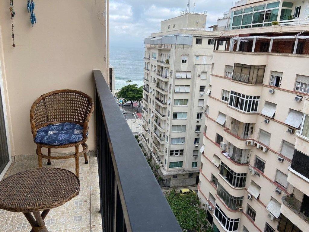 Studio_copacabana: Varandinha Com Vista Lateral Mar Apartamento Río de Janeiro